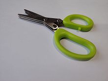 Ножницы 13см зеленые Код:2371